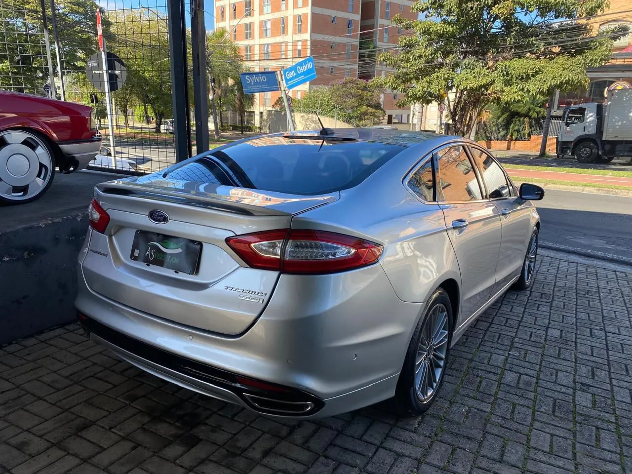 WhatsApp Image 2025-12-08 at 16.30.22 (1)